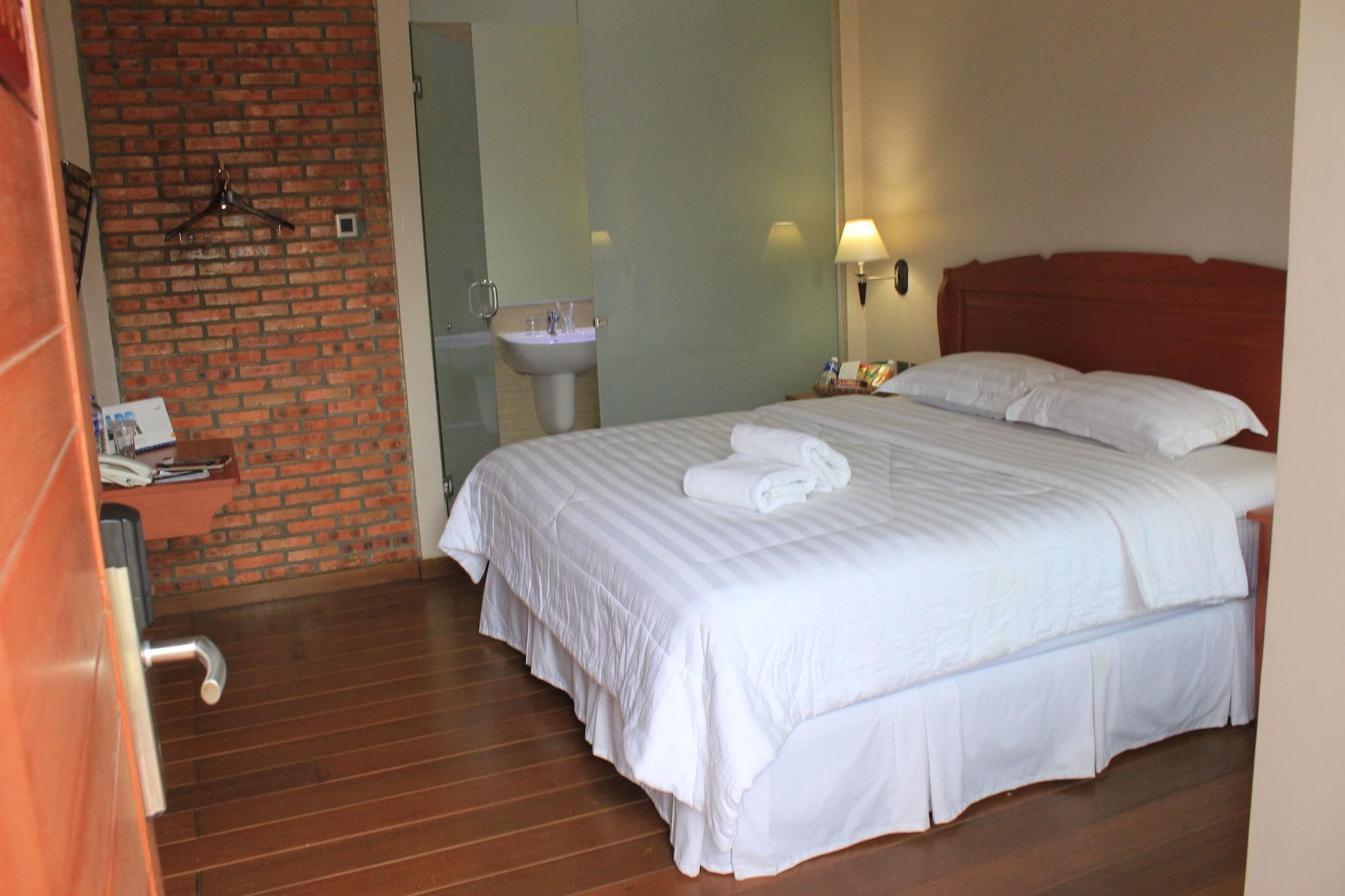 Thong'S Inn Hotel Kualanamu Medan Ngoại thất bức ảnh