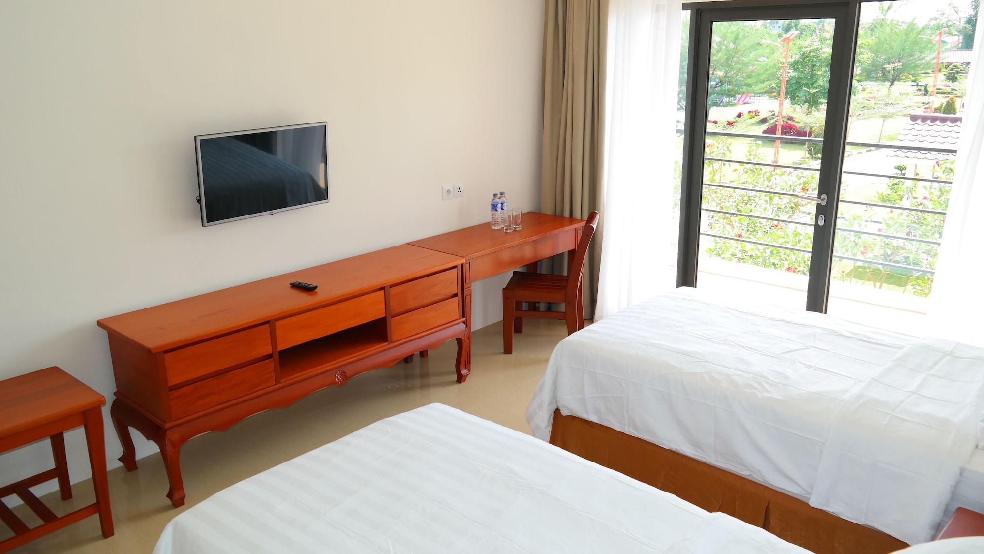 Thong'S Inn Hotel Kualanamu Medan Ngoại thất bức ảnh