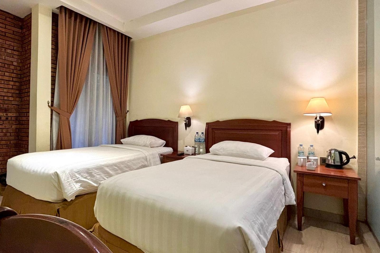 Thong'S Inn Hotel Kualanamu Medan Ngoại thất bức ảnh